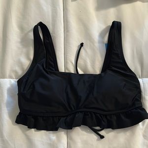 NWT, Cupshe Ruffled Lace-up bikini top, never worn